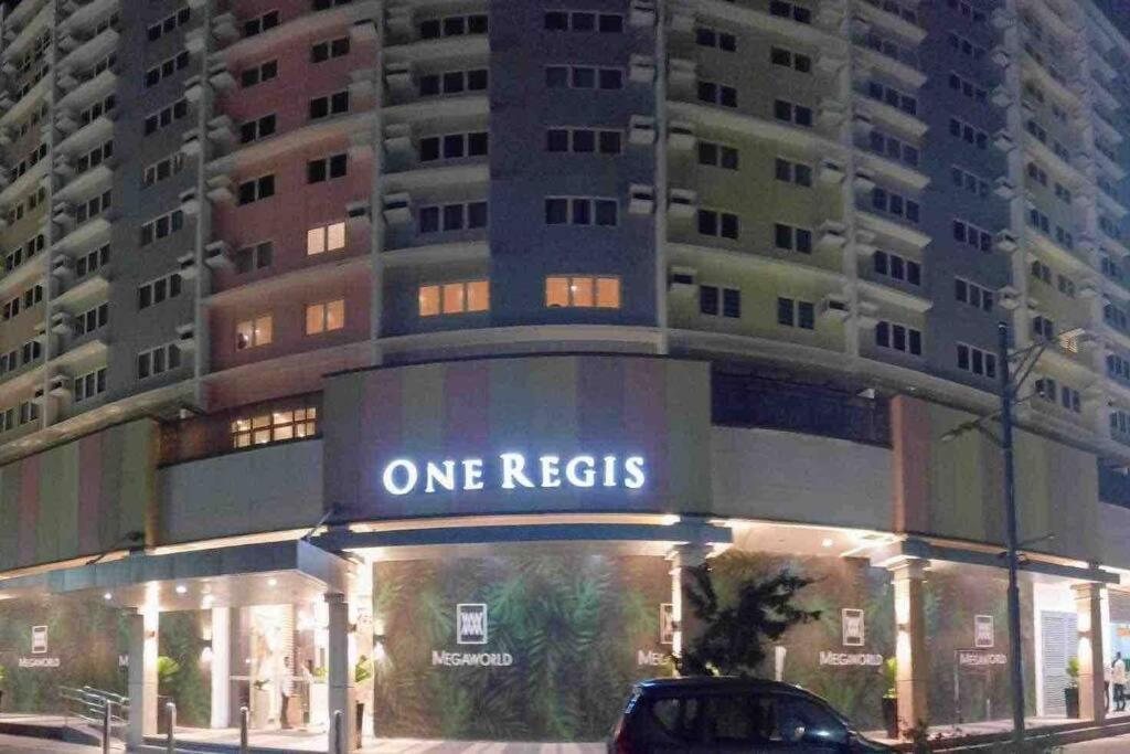 1Br With Extra Room At One Regis- Megaworld Bacolod Buitenkant foto