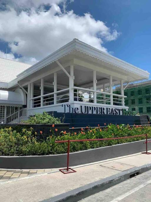 1Br With Extra Room At One Regis- Megaworld Bacolod Buitenkant foto