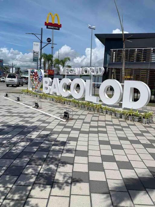 1Br With Extra Room At One Regis- Megaworld Bacolod Buitenkant foto