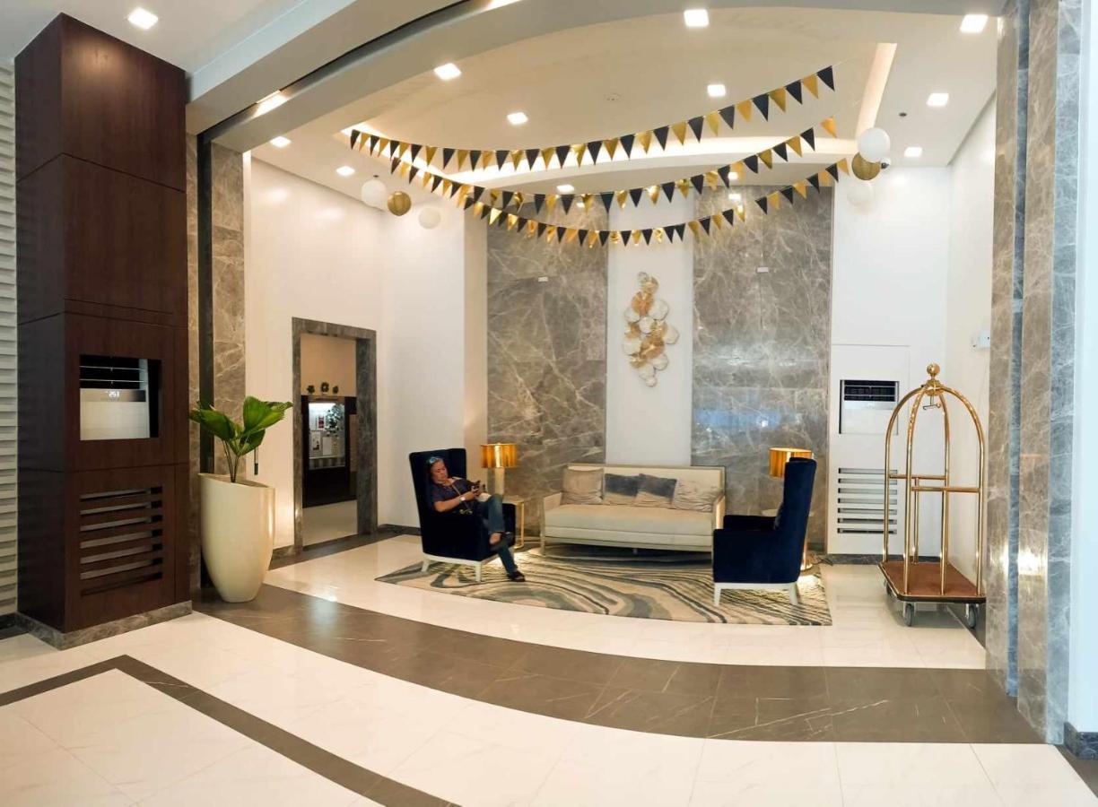 1Br With Extra Room At One Regis- Megaworld Bacolod Buitenkant foto